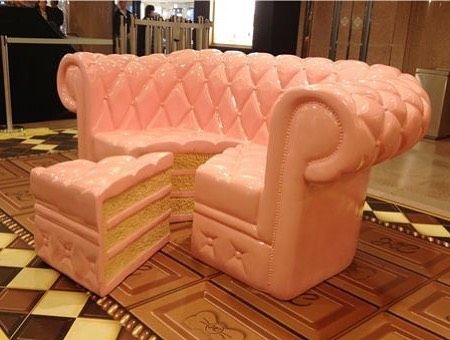 Ugly-Weird-Design Kule Ting, Weird Furniture, Pink Couch, Sam & Cat, Desain Furnitur Modern, Cute Furniture, Room Deco, Kawaii Room, Funky Furniture