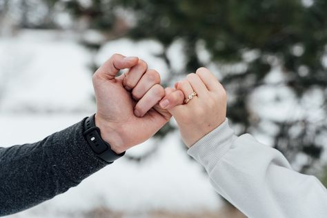 Surprise Proposal and Engagement Shoot in Spokane Washington — Tiana Olivia Photography Pride And Prejudice Proposal Scene, Snowy Proposal, Seattle Proposal, Windansea Engagement Photos, Winter Proposal, Spokane Washington, Pinky Promise, Surprise Proposal, Proposal Engagement