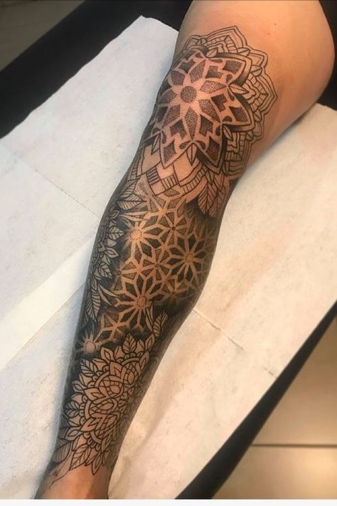 Leg Mandela Tattoo, Dotwork Leg Sleeve, Mandela Leg Tattoos, Mandala Tattoo Men Leg, Mandala Knee Tattoos Women, Geometric Knee Tattoo, Mandela Tattoo Men, Knee Mandala Tattoos, Linework Tattoo Men