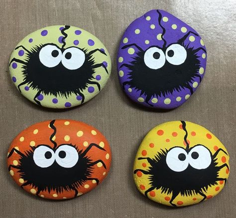 Cute Halloween Spider painted rocks Easy Halloween Crafts For Kids, Halloween Crafts For Kids To Make, Rock Painting Supplies, Art Pierre, Halloween Rocks, Painted Rocks Kids, Easy Halloween Crafts, Painted Rocks Diy, Rock Painting Ideas Easy