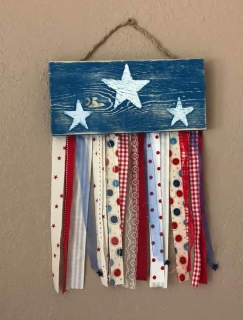 July Crafts For Adults, Fouth Of July Crafts, Patriotic Crafts Diy, 4th Of July Crafts, Americana Crafts, Flag Crafts, American Flag Decor, 4th July Crafts, Blue Crafts