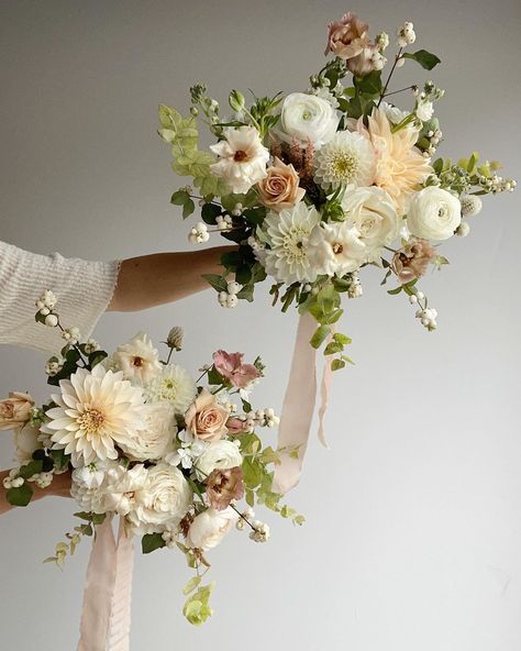 W I N S O M E’s Instagram profile post: “for the maids 🤎” Wedding Bouquets Muted Colors, Petite Wedding Bouquet Fall, Wedding Floral Fall, Flower Arrangements Neutral, Champagne And White Wedding Flowers, Neutral Spring Wedding Flowers, Sophisticated Wedding Flowers, Wedding Bouquets November, Late Summer Wedding Flowers