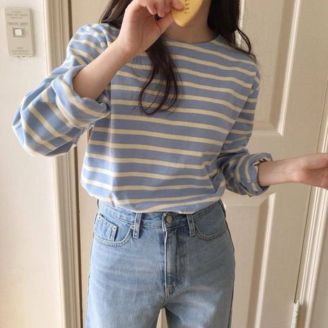 Mode Ulzzang, Basic Korean, Winter T Shirts, Stripe Outfits, Mode Kpop, Loose Shirts, 가을 패션, 여자 패션, Fesyen Wanita