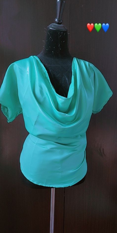 Neon shirt, cowl neck top, cowl neck shirt, deep neck styles, neck style ideas, DIY fashion, office wear, cooperate shirt. Cowl Neck Shirt, Neon Shirts, Diy Clothes Design, Fashion Office, Cowl Neck Top, Office Wear, Neck Shirt, Style Ideas, Diy Fashion