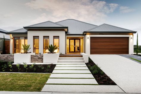 The Cape West - Transitional - Exterior - Perth - by WA Country Builders Exterior Paint Colours, Country Builders, Free Home Decor, White Exterior Houses, Transitional Exterior, Garden Decoration Ideas, Home Decor Garden, House Plan Gallery, Modern House Facades