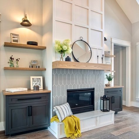 Will King•Builder Florence, AL on Instagram: “Temperatures are finally dropping in Alabama… time to get those fireplaces going! Project: #skyparkwaterfront #highcottonhomes…” Picket Tile Fireplace, Tiled Fireplace Ideas Floor To Ceiling, Shiplap Wall Fireplace, Fireplace Hearth Ideas, Fireplace Refacing, Reface Fireplace, Kids Bathrooms, Fireplace Feature Wall, Family Room Remodel