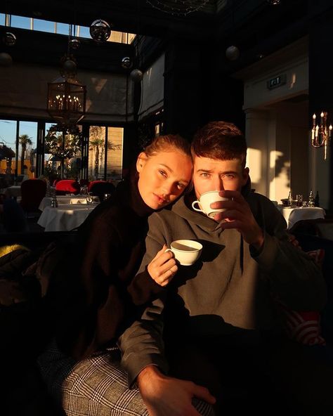 Romee Strijd (@romeestrijd) • Instagram photos and videos Couple Restaurant, Relationship Goals Tumblr, Luxury Couple, Gift Basket Ideas For Couples, Restaurant Photography, Romee Strijd, Gift Basket Ideas, Couple Relationship, Ideas For Couples