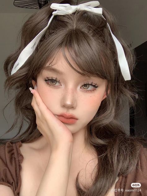 Sweet Makeup, Pretty Eye Makeup, Chinese Makeup, Ethereal Makeup, Hot Hair Styles, Low Ponytail, Hairstyles For Round Faces, Asian Makeup, Makeup Set