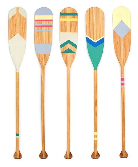 Painted Oars, Surfboard Storage, Oar Decor, Painted Paddles, Wooden Oars, Lakehouse Ideas, Wooden Paddle, Canoe Paddle, Sun Porch