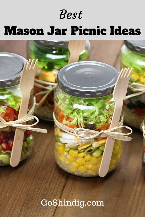 How to layer your Mason Jars for a salad or tasty tropical dessert. Oh! the clever Mason jar my trusted go to favorite. Simple versatile and travel friendly for an outdoor picnic staple - simply hundreds of ideas for this little fella. So be creative and enjoy in the summer sunshine. #bestmasonjaridea #masonjar #masonjarforpicnics #masonpicnicjar #bestmasonjar Mason Jar Snacks, Mason Jar Drink Dispenser, Picnic Containers, Mason Jar Sizes, Mason Jar Cocktails, Mason Jar With Straw, Tropical Desserts, Mason Jar Drinks, Mason Jar Desserts