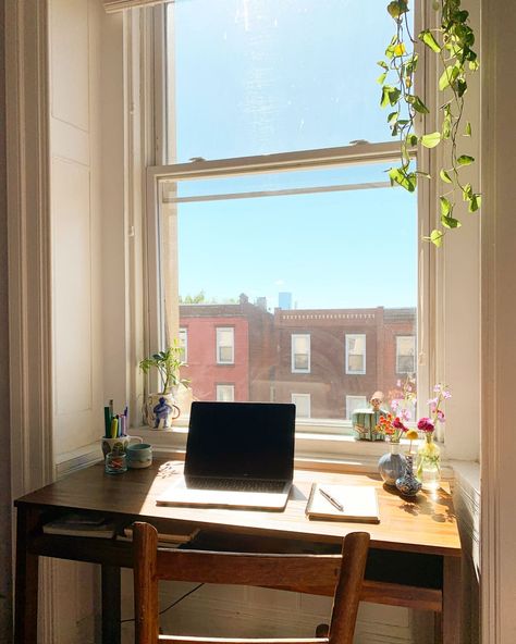 Desk Aesthetic Window, Desk Ideas In Front Of Window, Desk In Front Window, Aesthetic Desk In Front Of Window, Study Window Aesthetic, Desk By Window Aesthetic, Workspace In Front Of Window, Aesthetic Study Desk Window, Window Nook Desk