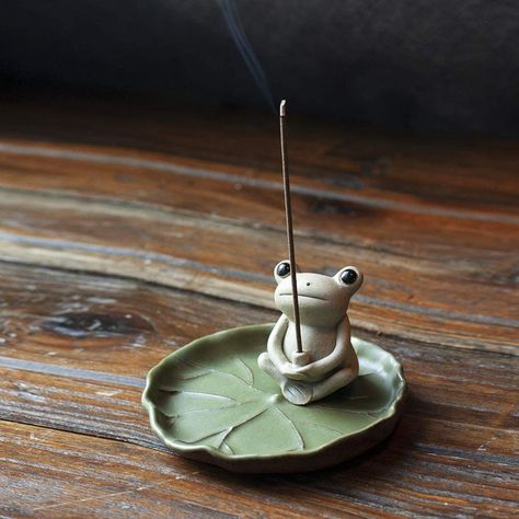 Incense Holder Ideas, Diy Incense Holder, Clay Incense Holder, Clay Incense, Garden Witch, Amanita Mushroom, Stick Incense, Ceramic Frogs, Ceramic Incense Holder