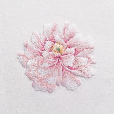 Peony<br>Hand Towel - White Cotton Crewel Embroidery Kits, Pola Sulam, Brazilian Embroidery, Japanese Embroidery, 자수 디자인, Silk Ribbon Embroidery, Crewel Embroidery, Embroidery Needles, Design Guide