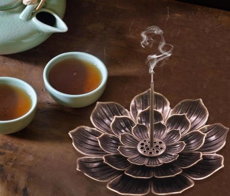 Lotus Incense, Benefits Of Meditation, Meditation Corner, Japanese Incense, Bar Patio, Home Fragrance Accessories, Meditation Tools, Incense Sticks Holder, Home Altar