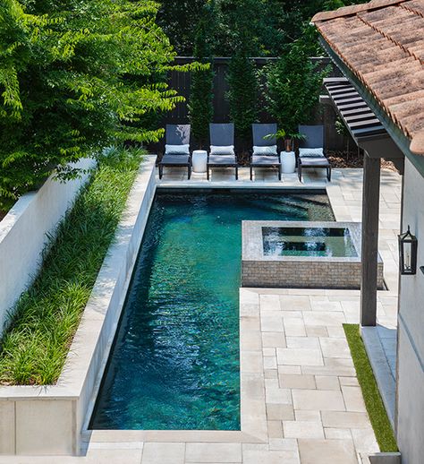 18 Dreamy Backyard Pools by Scouted Architects and Designers - The Scout Guide Patios Ideas Backyard, Patios Ideas, Outdoor Meals, Pools Backyard Inground, Mini Pool, Minimalist Garden, Rectangular Pool, Luxury Pools, Modern Pools