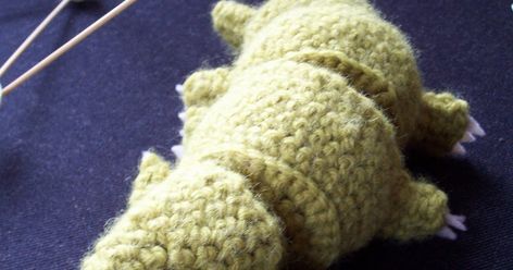 sciento.co.uk   Tardigrades are so crispy! Nonbelievers, observe this beautiful comic by Alex Chitty . Obviously I have been wanti... Amigurumi Free, Amigurumi Free Pattern, Animal Pattern, Free Pattern, Amigurumi, Crochet Patterns, Crochet, Animals, Pattern