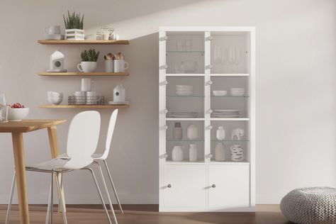 Kennst Du schon unsere  Glasvitrine  als  Kallax Einsatz  für das  IKEA-Regal ? Wir möchten dir zeigen, wie du im… Cabinet Upcycle, Ikea Regal, Curio Cabinet, Swedish Design, Ikea Hacks, Design