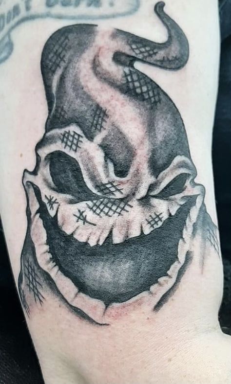 Oogie Boogie Stencil, Boogieman Tattoo, Oogie Boogie Tattoo Outline, Boogie Man Tattoo, Oggie Boggie Tattoos, Boogeyman Tattoo, Oogie Boogie Tattoo Ideas, Oogie Boogie Drawing, Oogie Boogie Tattoo