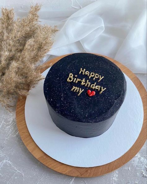 Birthday Cake Ideas Boyfriend, Simple Cake For Boyfriend, Mini Cake For Mens Birthday, Boyfriend's Birthday Cake, Boyfriend’s Birthday Cake, Happy Birthday Cake Boyfriend, Simple Birthday Cake Men, Mini Cake Birthday Men, Mini Cake For Boyfriend