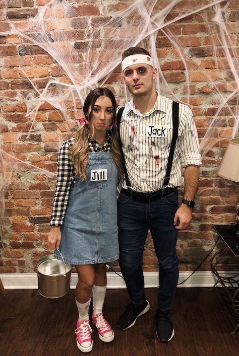 Jack and Jill Couples Costume Best Couples Halloween Costumes, 2020 Halloween Costumes, Halloween Costume Couple, Meme Costume, Funny Couple Costumes, Black Halloween Costumes, Unique Couple Halloween Costumes, Funny Couple Halloween Costumes, Couples Halloween Costumes