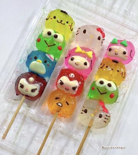 Sanrio Food, Eat More Fruit, Halloween Breakfast, Fruit And Veggies, Art To Make, Hello Kitty Crafts, Kawaii Cooking, Cute Baking, Cute Snacks