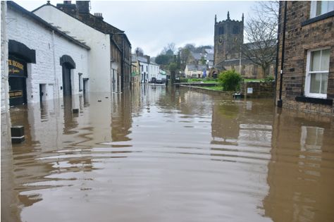 Did you know that your standard homeowner’s policy doesn’t cover you in the event that your home is damaged by floods?  #ZenofZada #flood #floodinsurance Annie Spratt, Flooded House, Flood Warning, Flood Damage, Flood Insurance, Built In Seating, Flood Zone, After The Storm, Disaster Preparedness