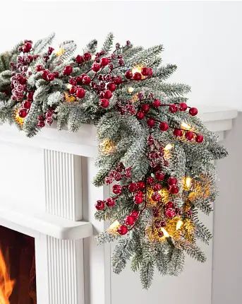 Christmas Berries Decorations, Red Berry Christmas Tree, Christmas Garland With Lights, Yule Decor, Balsam Hill Christmas Tree, White Christmas Tree Ideas, Garland Ideas, Flocked Christmas Trees Decorated, Fraser Fir