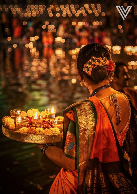 Indian Festival Aesthetic, Indian Culture Aesthetic, Chath Pooja Image, Diwali Poses, Messi Celebration, World Festivals, Chhath Puja Photo, Indian Holidays, South Asian Culture