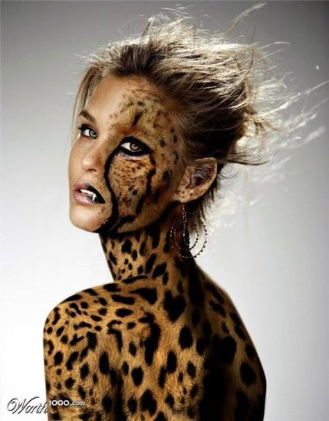 Tenemos serias dudas de si es maquillaje o tejido. ¿Qué opinas? Cheetah Makeup, Tiger Makeup, Animal Makeup, Fx Makeup, Halloween Make Up, Fantasy Makeup, Costume Makeup, Creative Makeup, Face Art