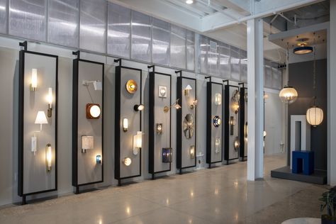 Electrical Stores, Electrical Shop, Urban Electric, Showroom Interior Design, Tile Showroom, Store Layout, Store Interiors, Lighting Showroom, Casa Container