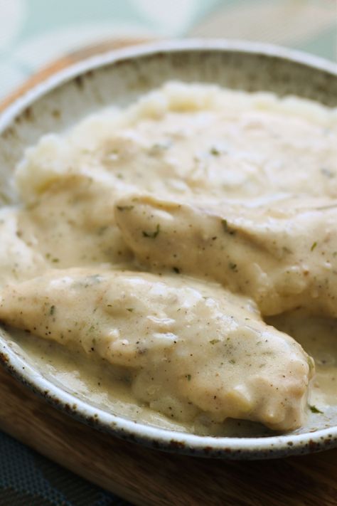 Instant Pot Boursin Chicken--tender chicken with a deliciously creamy and cheesy herb sauce! Boursin Chicken, Chicken Tender, Herb Sauce, Instant Pot Dinner Recipes, Tender Chicken, Instapot Recipes, Instant Pot Pressure Cooker, Chicken Dishes Recipes, Instant Pot Chicken