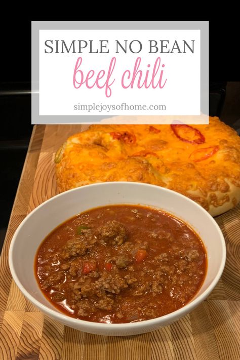 My simple no bean beef chili recipe is perfect for cold winter nights. It's delicious and ideal for a cozy family dinner. Simple Chili Recipe No Beans, Chili Recipe Crockpot No Beans, Chili No Beans Recipe, Chili Recipe No Beans, Simple Chili Recipe, Simple Chili, Beef Chili Recipe, Chili Recipe Crockpot, Easy Chili