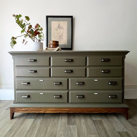 Spray Paint Outdated Door Knobs for a Huge Impact - Oak & Grain Home Green Painted Dresser, Secretary Desk Makeover, Craftsman Style Doors, Red Paint Colors, Guest Bedroom Makeover, Blue Green Paints, Green Dresser, Transforming Furniture, Painted Dresser