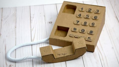 Cardboard Telephone Cardboard Art Sculpture, Teen Sleepover Ideas, Phone Craft, Cardboard Crafts Kids, Cardboard Crafts Diy, Diy Props, Cardboard Box Crafts, Diy Kids Toys, Vintage Telephone