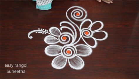 Small Free Hand Rangoli, Freehand Rangoli, Easy Muggulu, Easy Rangoli Designs Videos, Free Hand Designs, Muggulu Designs, Rangoli Side Designs, Simple Rangoli Designs Images, Simple Rangoli Border Designs