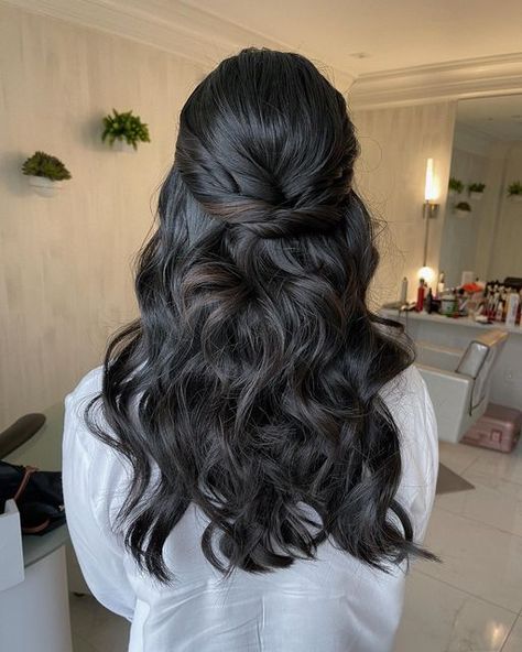 Bridesmaid Hair Asian Half Up, Wedding Hairstyles Black Hair Asian, Black Hair Half Up Half Down Wedding, Half Up Flower Hair, Wedding Hair Asian Half Up, Bridal Hair Half Up Black Hair, Wedding Asian Hair, Bridal Asian Hair, Asian Wedding Hairstyles Half Up