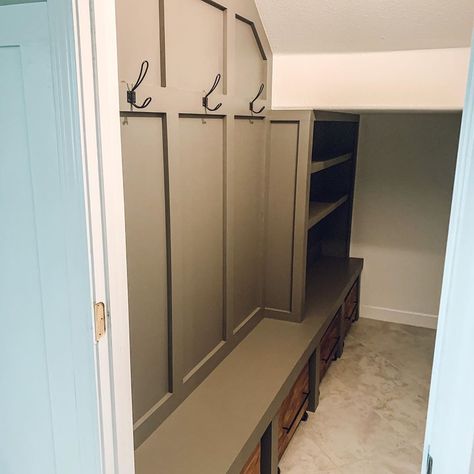 Downstairs Closet Ideas, Closet Understairs Storage, Open Under Stairs Coat And Shoe Storage, Under The Stairs Coat Storage, Under The Stairs Entryway, Under Stair Cubby Ideas, Mudroom Ideas Entryway Under Stairs, Mudroom Ideas Under Stairs, Coat And Storage Closet