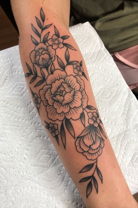 Traditional Flower Arm Tattoo, Traditional Rose Tattoo Sleeve, Traditional Style Floral Tattoo, Above Knee Floral Tattoo, Old American Tattoos Traditional Styles, 50s Inspired Tattoos, Traditional Tattoos Flower Sleeve, American Traditional Floral Sleeve, Rose Elbow Tattoos For Women