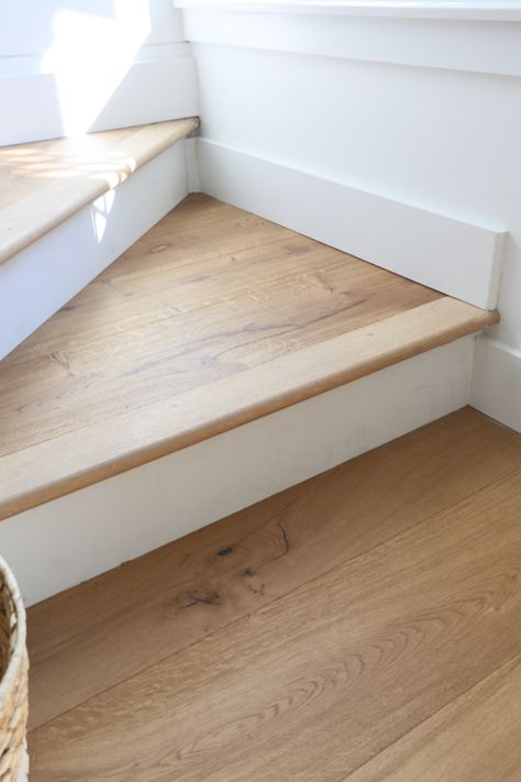 Upstairs Wood Flooring, Wooden Floor Stairs, Staircase Flooring Ideas, Stairs Flooring Ideas, Natural Wood Stairs, Wood Flooring Stairs, Staircase Flooring, Rustic Wood Floor, Stairs Flooring