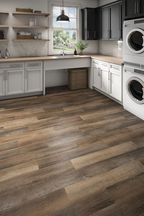 Cool Brown Flooring, Tile Flooring Wood Look, Farmhouse Flooring Kitchen, Wood Looking Laminate Flooring, Oak Cabinet Kitchen Flooring, Vinyl Waterproof Flooring, White Kitchen With Brown Floors, Lowe’s Flooring, Walnut Lvp Floors