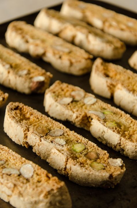 Cantuccini Recipe, Cake Receipe, Christmas Baking Gifts, Coffee Bread, Biscotti Recipe, Creamy Desserts, Italian Desserts, Easy Cake Recipes, Iftar