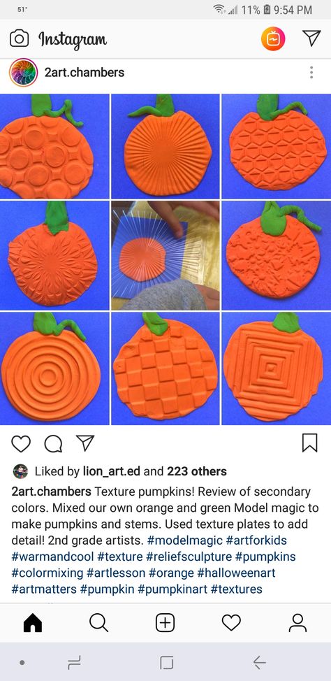 Pumpkins Kindergarten, Clay Lesson, Homeschool Lesson Plans, Model Magic, Paper Mache Clay, Sculpture Projects, Homeschool Lesson, Relief Sculpture, Pumpkin Art