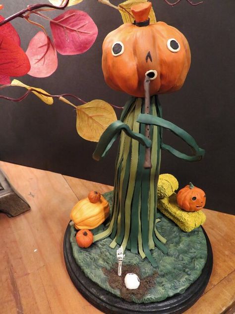 "Over the Garden Wall" sculpture Over The Garden Wall Clay Art, Over The Garden Wall Polymer Clay, Over The Garden Wall Pumpkin Carving, Over The Garden Wall Enoch, Pumpkins Spice, Romantic Lover, Wall Watch, Spooky Szn, Over The Garden Wall