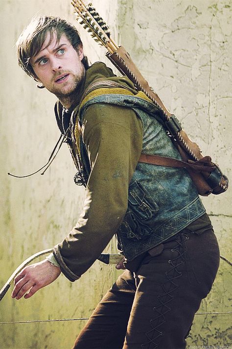 Jonas Armstrong, Robin Hood Bbc, A Series Of Unfortunate Events, Broken Leg, Fantasy Novel, Robin Hood, Look At You, Writing Inspiration, Hunger Games