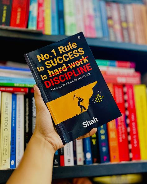 📍Self- discipline+ consistency+ breaking the barriers= unlock the door to your own success. ✨The book ‘No. 1 Rule to success is discipline’ will help you develop discipline in 10 small steps and cultivate a positive and growth mindset. The book will teach you empower yourself to make better decisions, have self control, develop resilience and unlock your true potential. ✨The book will help you how to maintain consistency by breaking your big goals into small and achievable tasks and stay m... Discipline Books, Importance Of Discipline, Being Disciplined, Small Steps, Specific Goals, Self Discipline, Missing Piece, Achieve Success, Critical Role