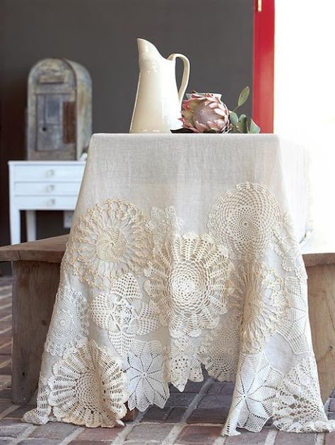 Little Treasures: Decorating with Doilies Doilies Crafts, Yellow Quilts, Lace Diy, Shabby Chic Curtains, Hexagon Quilt, Earthship, Lace Decor, Lace Doilies, Vintage Sheets