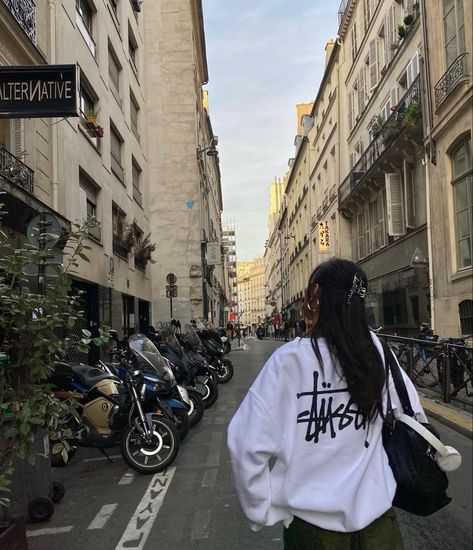 Stussy Hoodie, Winter Mode, School Clothes, Mode Ootd, Winter Fits, Cool Fits, Mein Style, Hoodie Outfit, Mode Streetwear