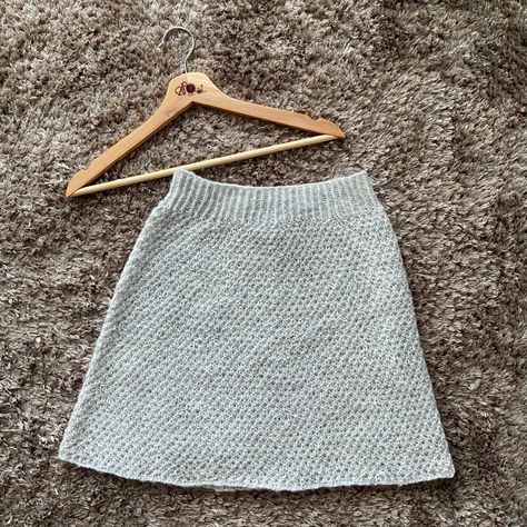 Knit Skirt Pattern Free, Irish Moss Stitch, Mini Skirt Pattern, A Line Skirt Pattern, Moss Stitch Pattern, Knit Skirt Pattern, Summer Knitting Patterns, Skirt Pattern Free, Pencil Skirt Pattern