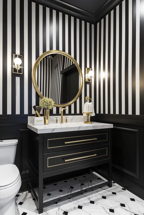 58  Bold and Beautiful Bathroom Wallpaper Ideas Black Wainscoting Powder Room, Monochrome Powder Room, Black And White Powder Room Ideas, Black And White Bathroom Wallpaper, Black Half Bathroom, Creative Wallpaper Ideas, Wallpaper Ideas Bathroom, Black And White Powder Room, White Clawfoot Tub