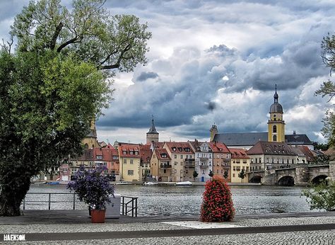 Kitzingen, Germany Kitzingen Germany, Garden Show, Puzzle 1000, World View, Garden City, River Cruises, Photo Puzzle, Gold Medal, Small Town